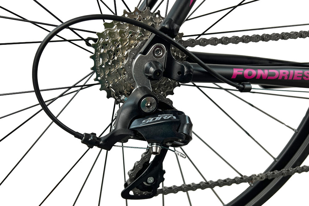 Rower szosowy FONDRIEST Eagle 1.0 D20 28 cali Czarno-różowo-seledynowy 18 przelozen przerzutki marki SHIMANO Sora duza wytrzymalosc sprawne dzialanie plynna bezproblemowa zmiana biegow