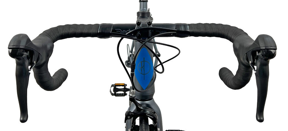 Rower szosowy FONDRIEST MIG 2.0 M22 28 cali męski Srebrno-niebieski kierownica aluminiowa renomowanej marki Deda Elementi aluminiowy wspornik antyposlizgowy material