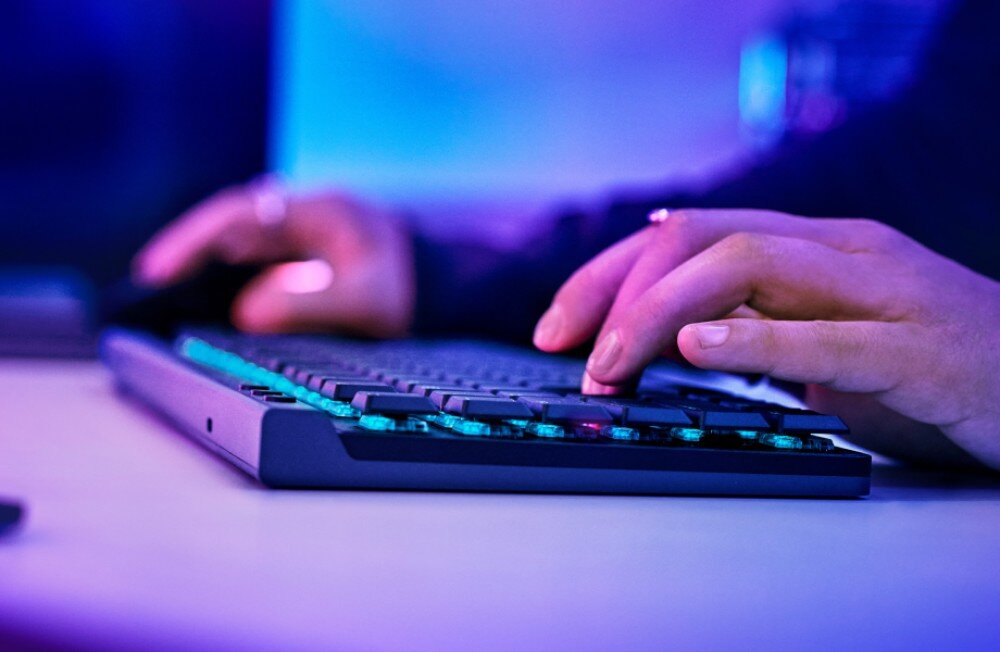 Klawiatura LOGITECH G515 Lightspeed TKL Czarny wysokość ergonomia