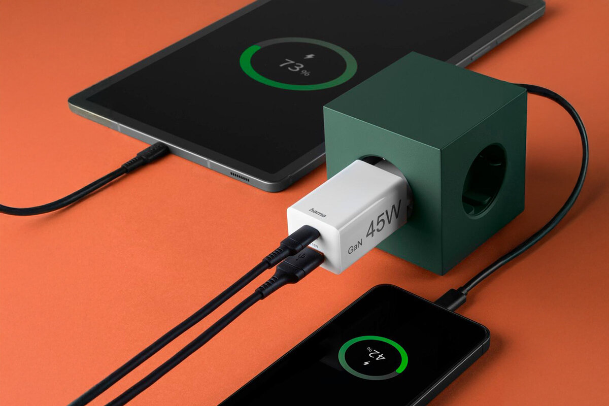 Ładowarka sieciowa HAMA Mini - Nafaszerowana elektroniką