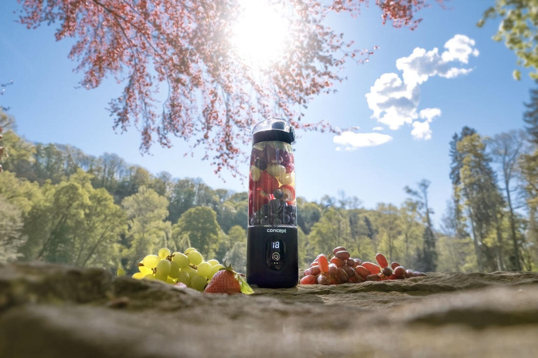 Blender personalny CONCEPT Smoothie FitMaker SM4001 Bezprzewodowy Czarny 17 000 obrotów na minutę baterie pojemność Sześć ostrych noży styl wygoda użytkowanie