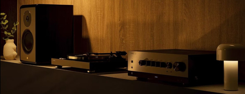 Gramofon YAMAHA TT-S303 - Wbudowany przedwzmacniacz