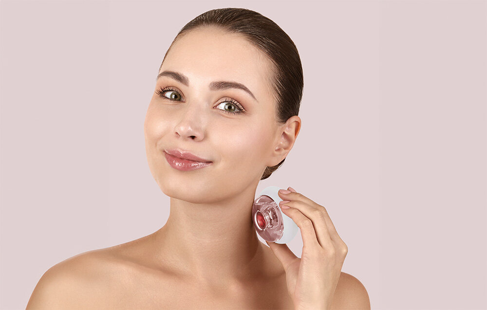 Masażer GESKE Cool & Warm 9w1 Biały zapewnij sobie masaż