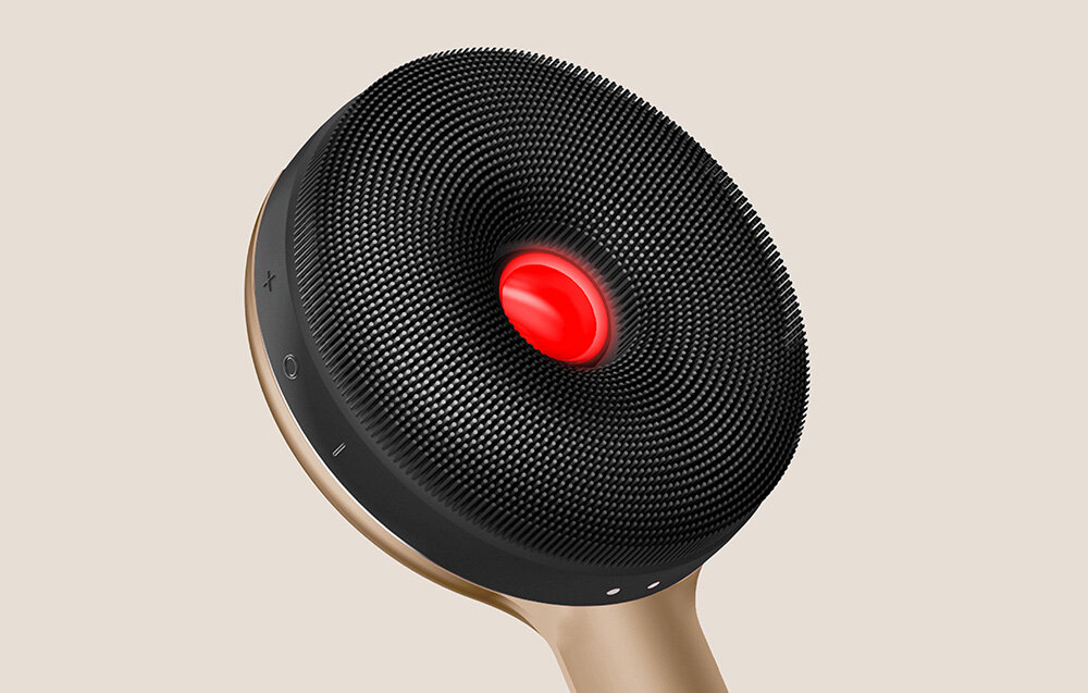 Szczotka soniczna do ciała GESKE 9in1 Led potęga sonicznych pulsacji red light active regeneration likwidacja oznak starzenia usuwanie martwego naskórka odnowa komórkowa elastyczne końcówki silikonowe intensywna pielęgnacja głębokie oczyszczanie regulowany uchwyt teleskopowy