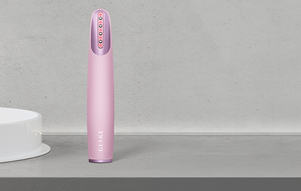 Masażer do twarzy GESKE 7w1 Różowy promienna skóra magia do codziennej pielęgancji mikroprądy pulsacja SmartSonic czerwone światło LED thermo deep warming ujędrniona odmłodzona skóra zapobieganie powstawaniu zmarszczek odżwyiona promienna skóra dedykowana aplikacja tajniki piękna zadowoleni użytkownicy