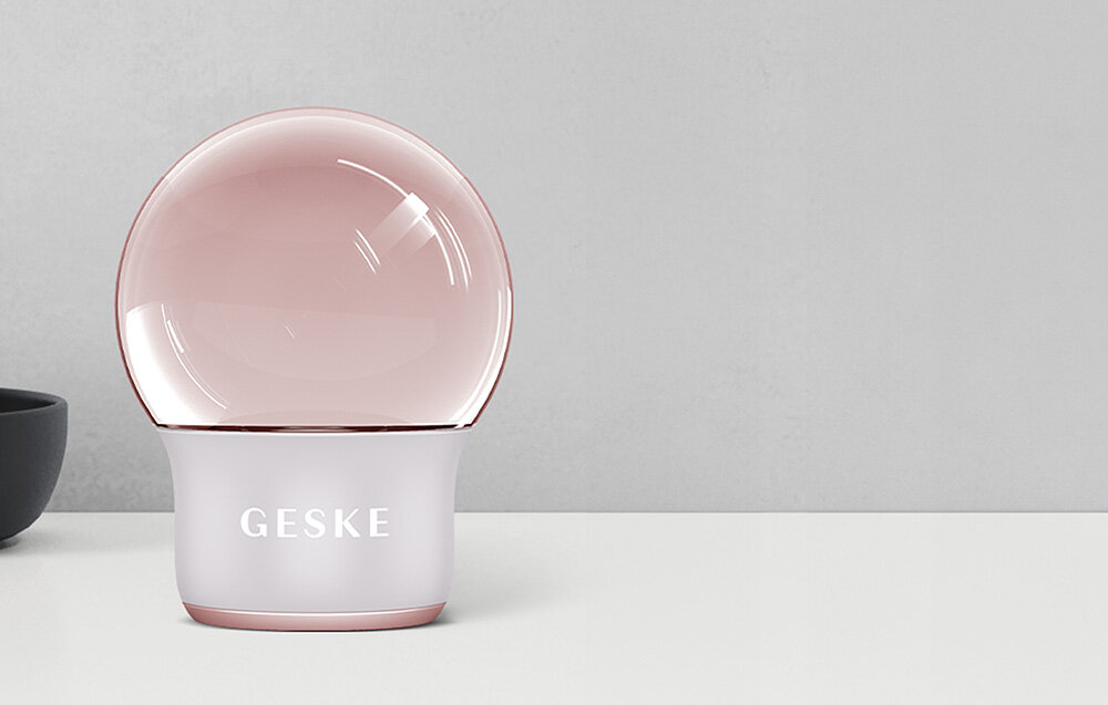 Masażer GESKE Cool & Warm 7w1 Biały profesjonalny masaż twarzy ciała bezpieczny silikon stymulacja relaks delikatne obszary twarzy okolice oczu nosa zaokrąglony kształt dedykowana aplikacja porady pielęgancyjne pełne dopasowanie do potrzeb 