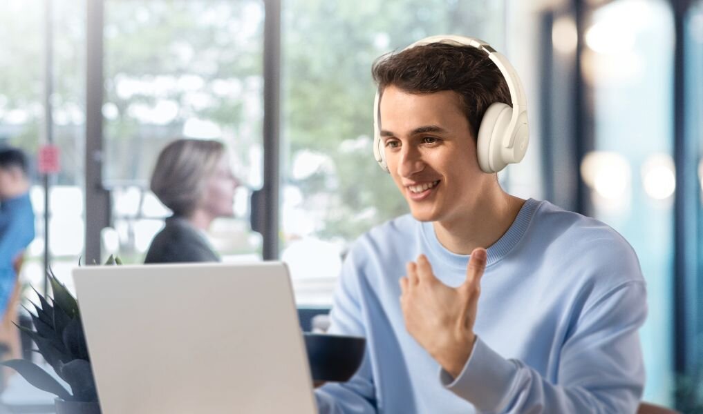 Słuchawki nauszne SOUNDCORE Q20i - pianka memory komfort noszenia