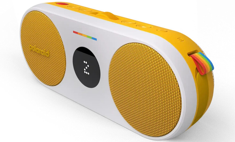 Głośnik mobilny POLAROID P2 Bluetooth 5.0 AUX USB-C łączność, głośnik po skosie na białym tle