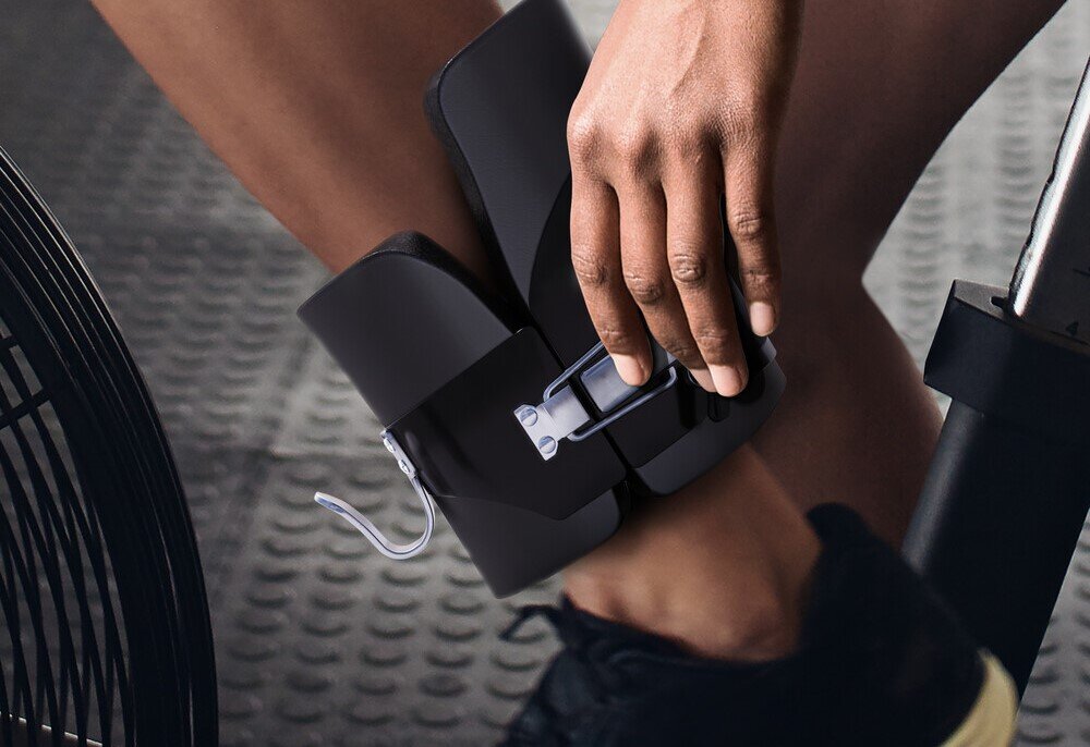 Buty grawitacyjne Gorilla Sports – odciążenie kręgosłupa i regeneracja mięśni