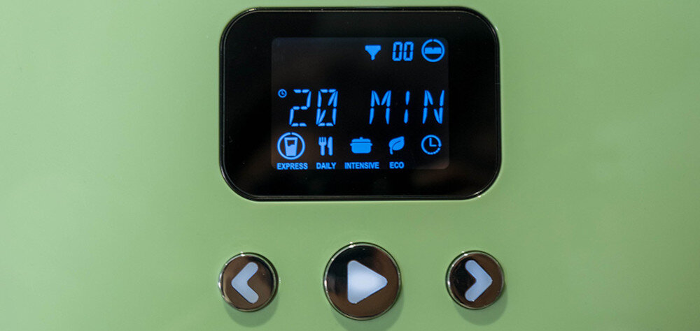 ZMYWARKA DAAN TECH BOB panel sterowania ekran przyciski wyświetlacz programy informacja stan urządzenia 5 programów Express