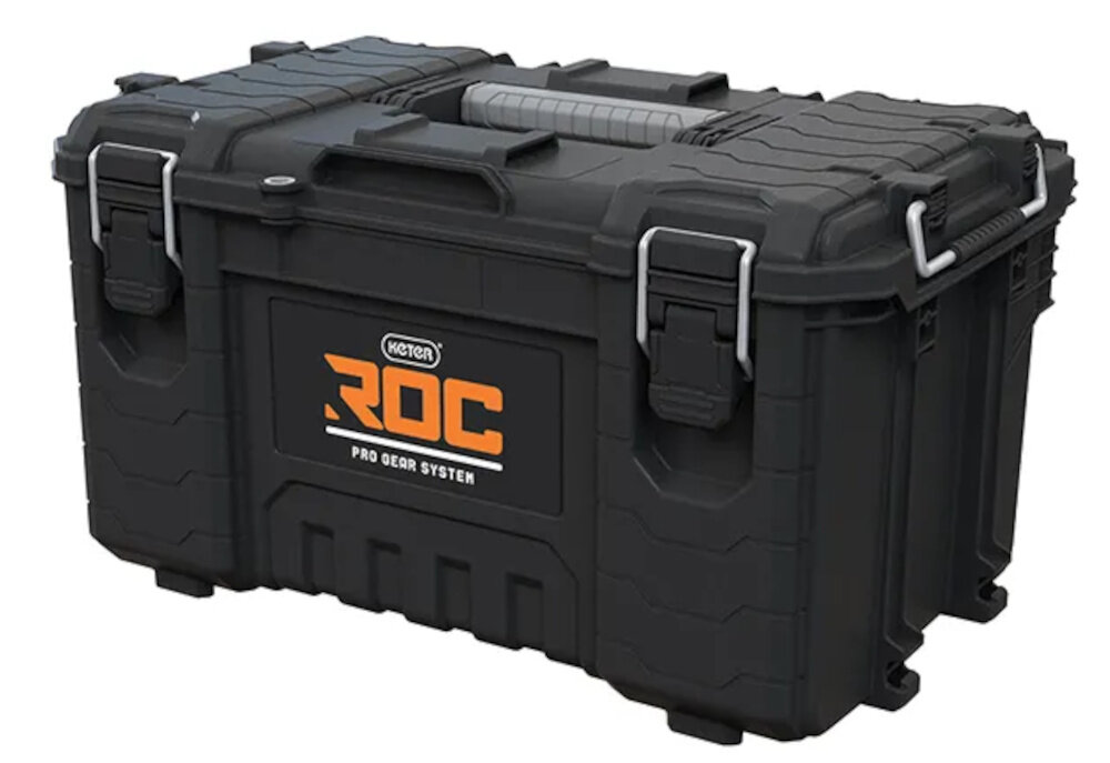 Skrzynka narzędziowa KETER Roc Pro Gear 17211898 skrzynka na białym tle widoczna od przodu pod skosem porządek w domowym warsztacie garażu czy miejscu pracy przemyślana konstrukcja dodatkowy pojemnik efektywność