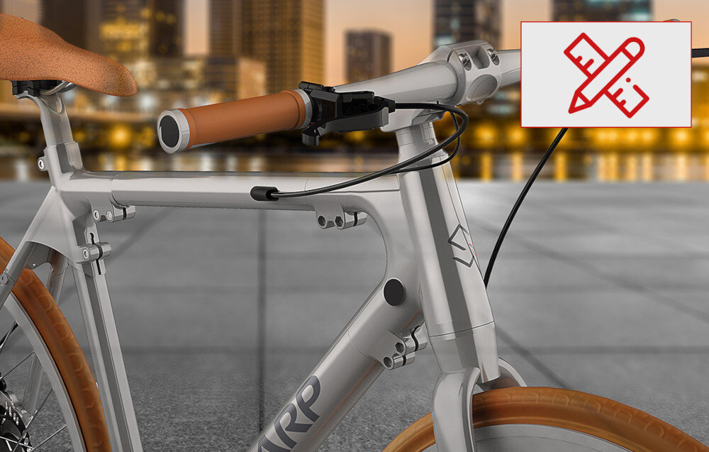 Rower elektryczny SHARP BK-RS08-ES M21 Srebrny zbliżenie na ramę w tle budynki światła miasta minimalistyczny wygląd błyszcząca srebrna 21-calowa rama z aluminium lekkość i wytrzymałość brązowe akcenty stylowy projekt