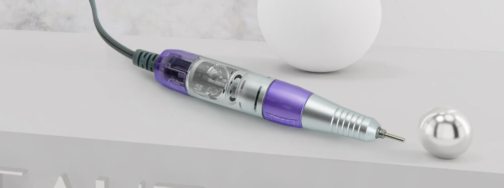 Frezarka do paznokci BEAUTIFLY Allura Nails kontrola nad urządzeniem pokrętło regulacja prędkości ergonomiczne rozwiązanie płynne dostosowanie efektywna przyjemna komfort 
