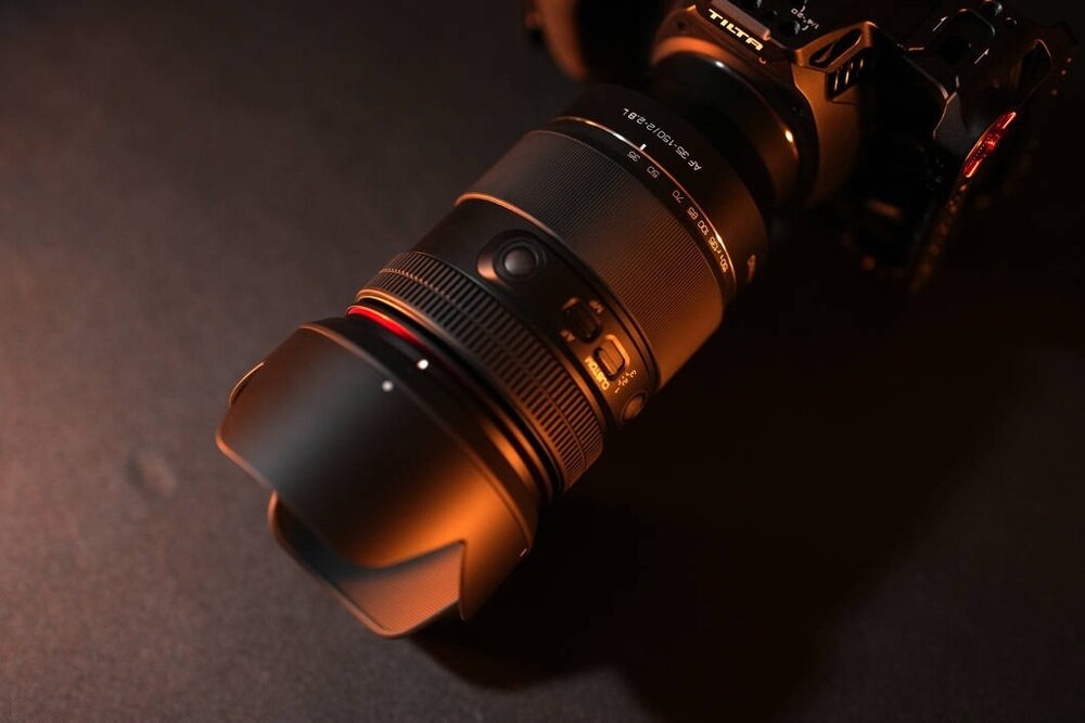 Obiektyw SAMYANG AF 35-150mm F2.0 L-Mount przyciski