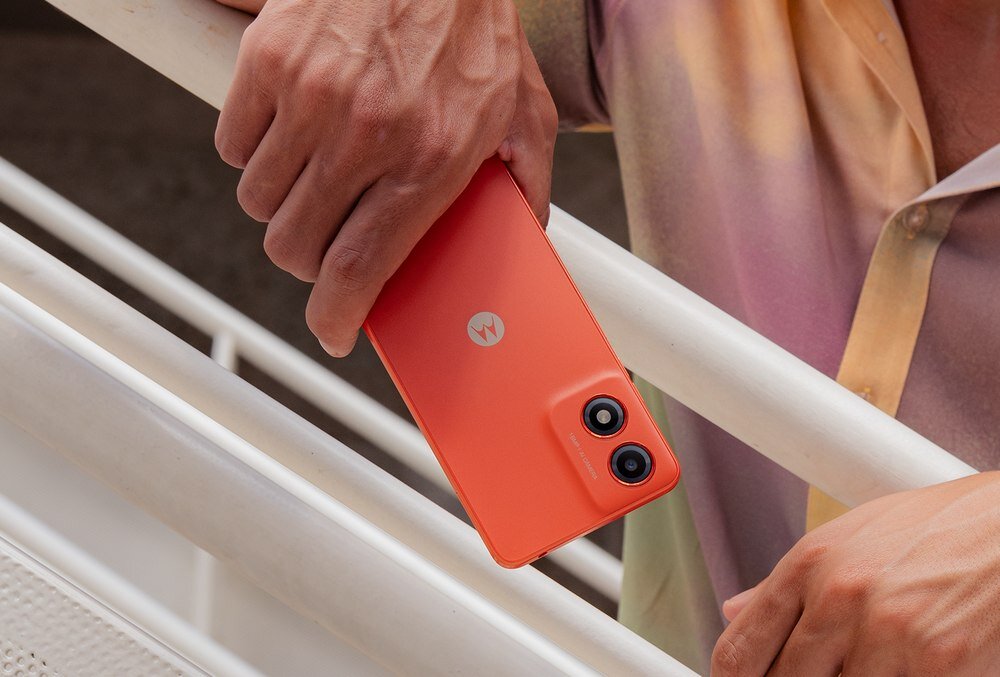 Smartfon MOTOROLA Moto G04 karty  