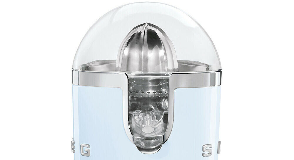 Wyciskarka do cytrusów SMEG CJF11PBEU Niebieski dzióbek stal nierdzewna wygodne przelewanie soku przeźroczysta pokrywa stabilna chromowana podstawka nóżki antypoślizgowe bezpieczeństwo silnik moc czujnik włączania wyłączania  wydajna łatwe użytkowanie 