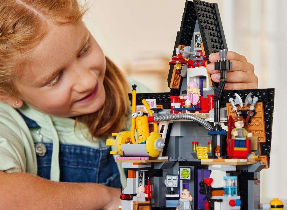 LEGO 75583 Despicable Me i Minions Rodzinna rezydencja Gru i minionków  prezent