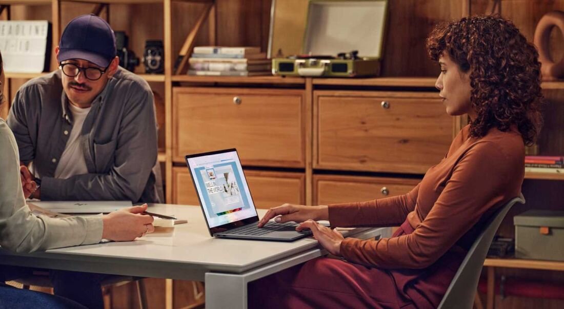 Laptop HP OmniBook X 14 - Copilot  