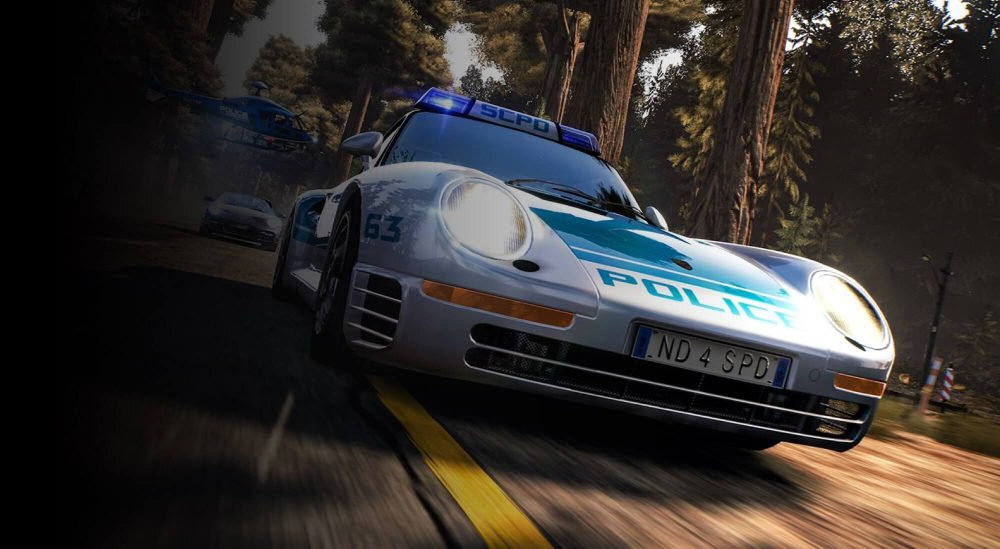 Need for Speed Hot Pursuit kariery policjanta i rajdowca rozgrywką wieloosobową Zmierz się ze znajomymi graj w pojedynkę nagrody nowe samochody, broń i sprzęt
