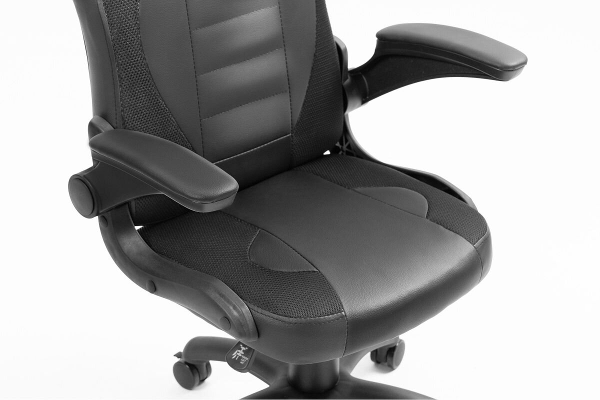 Fotel COBRA Junior Pro CRF-2306 Czarny siedzisko wypełnione gąbką o wysokiej elastyczności szybko wraca do pierwotnej formy funkcja bujania