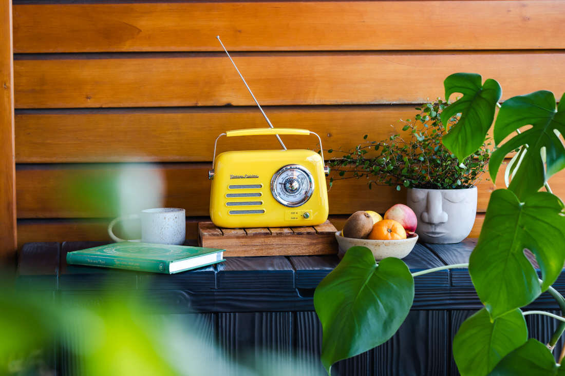 Radio VINTAGE CUISINE Chrom Żółty Stylowy design retro błyszczące limitowana kolekcja kolory lata design funkcjonalność styl wygoda moc
