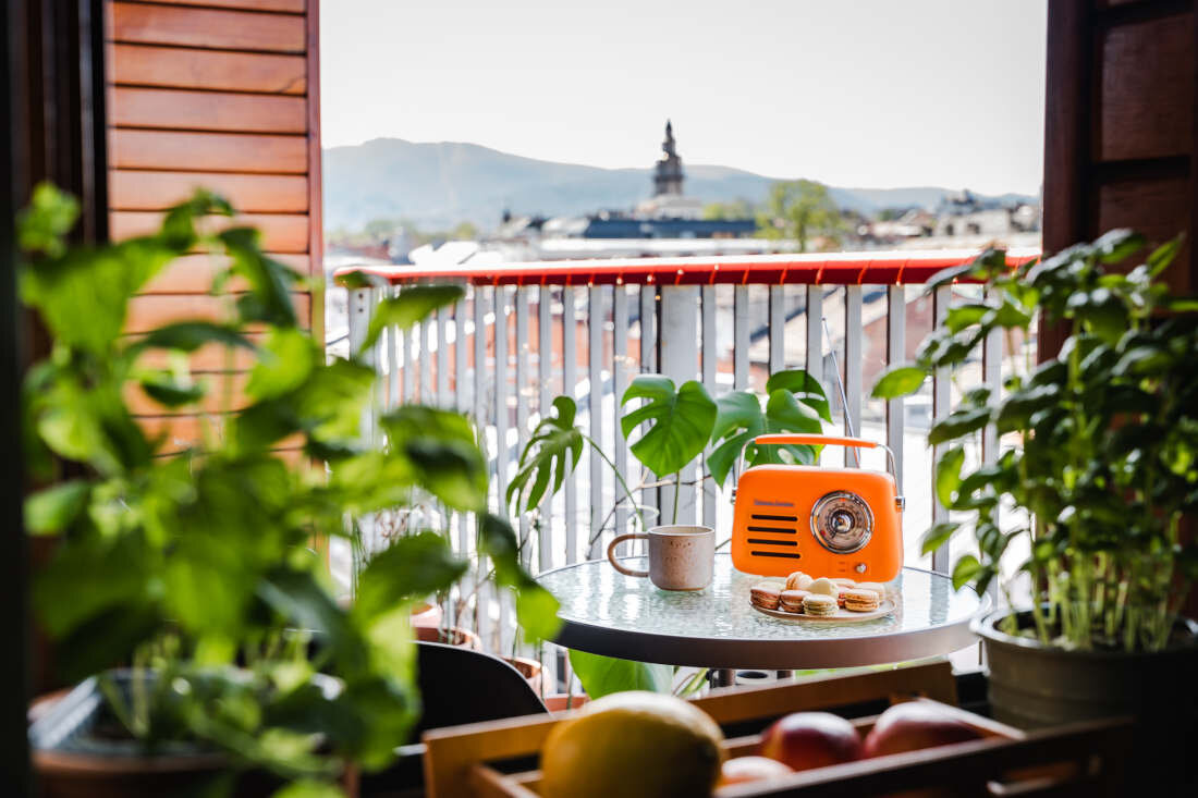 Radio VINTAGE CUISINE Chrom Pomarańczowy Stylowy design retro błyszczące limitowana kolekcja kolory lata design funkcjonalność styl wygoda moc