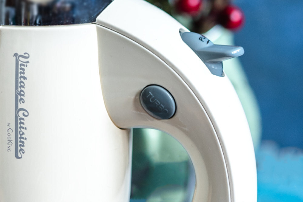 Mikser ręczny VINTAGE CUISINE Retro Miętowy 6 stopni prędkości obroty ustawienia potrzeby użytkowanie konsystencja