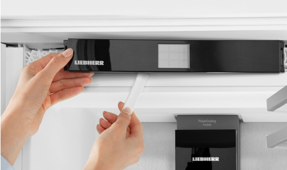 STEROWNIK LIEBHERR SMART DEVICE BOX zbliżenie funkcje zalety moduł podniesienie komfortu aplikacja SmartDevice zarządzanie funkcjami zdalna kontrola