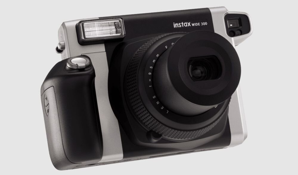 Aparat Cyfrowy FUJI Instax 300 zdjęcia drukowanie drukarka wkłady filmy rozdzielczość bateria obiektyw pojemność tryby filtry łączność smartfon aplikacja sterowanie ogniskowa przysłona migawka lampa błyskowa wymiary ekran wizjer waga zapis karta pamięć