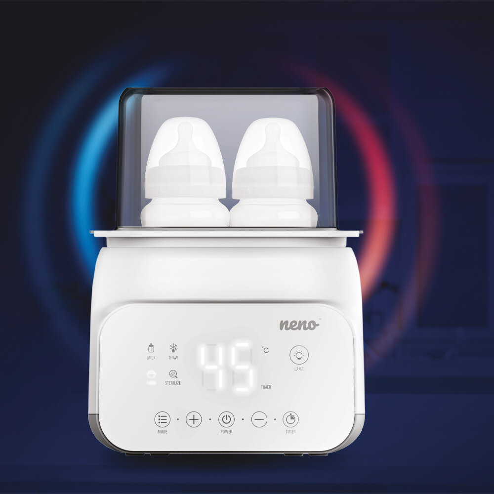 Na obrazie widoczny jest biały podgrzewacz do butelek z wyświetlaczem pokazującym temperaturę 45°C. Na urządzeniu znajduje się logo \'neno\', a w środku są dwie butelki z mlekiem.