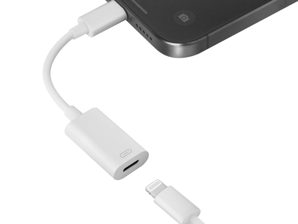 Adapter USB Typ C - Lightning ENERGEA Bazic GoCharge
                adapter na białym tle