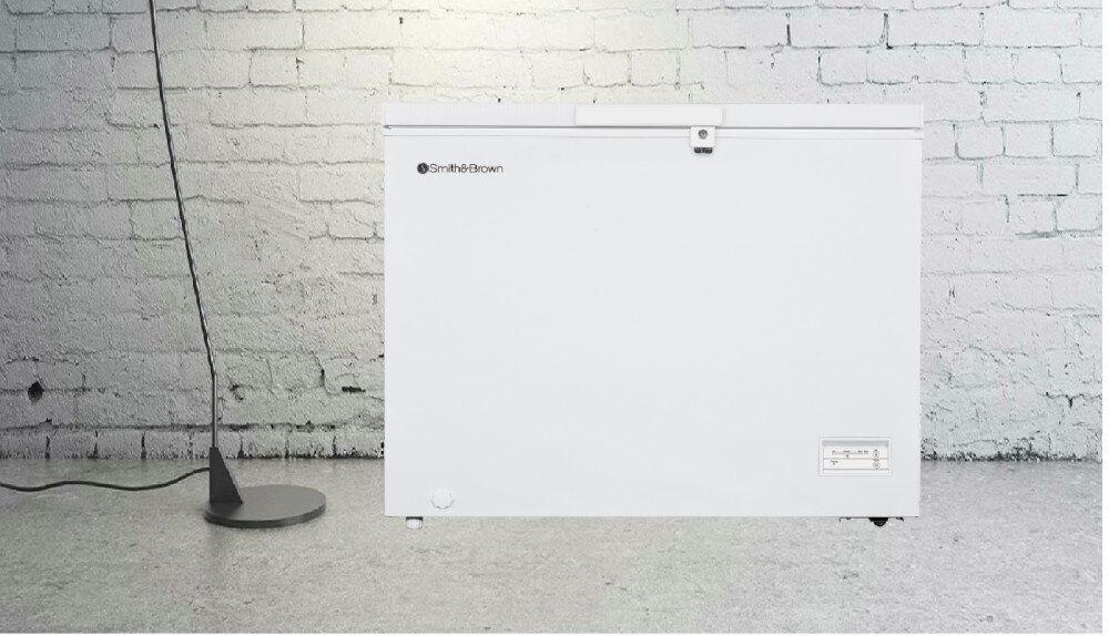 ZAMRAŻARKA SMITH&BROWN SZCF-252-WE3 koszyk duża pojemność szybkie zamrażanie Wyświetlacz elektroniczny