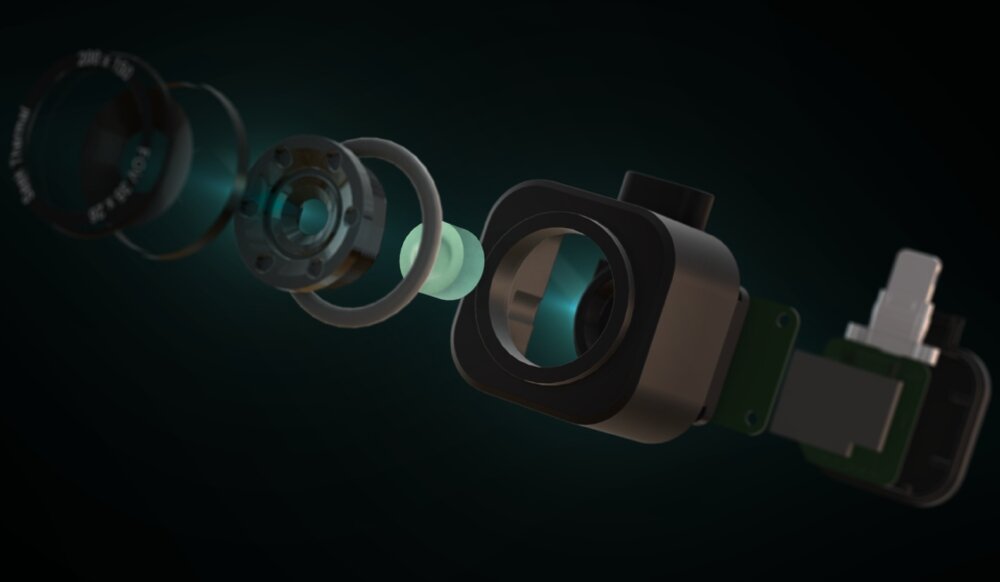 Kamera termowizyjna SEEK THERMAL Nano optyka obiektyw z chalcogenidu o ogniskowej 4 mm wysoką czułością i klarownością - budowa kamery na ciemnym tle