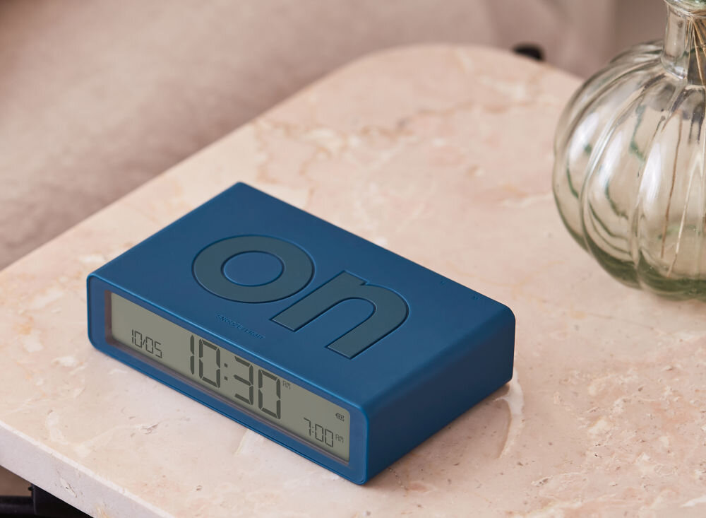 Budzik LEXON Flip Classic dzien noc budzik pobudka on off