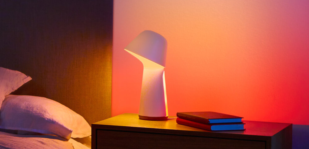 Lampka nocna PHILIPS HUE przednie źródło światła tylne gradientem kolorów