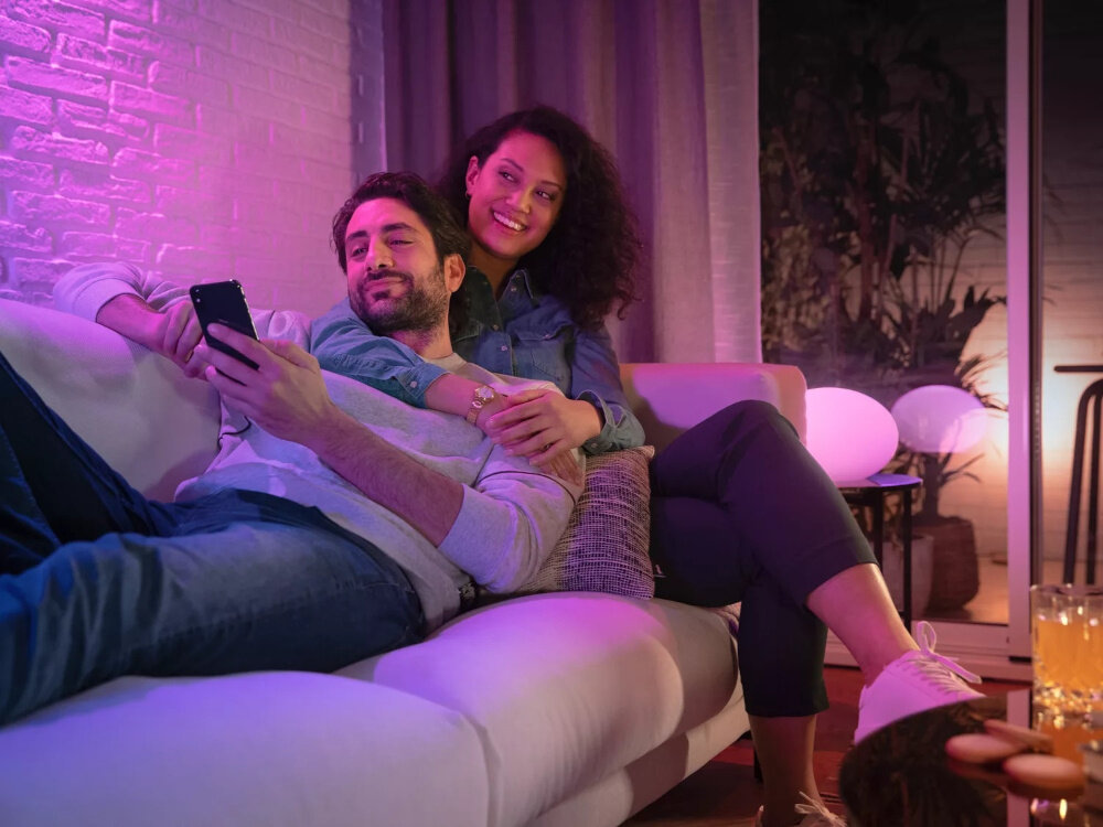 Inteligentna żarówka LED PHILIPS HUE White and color Ambiance GU10 inteligentna oszczedna komfort