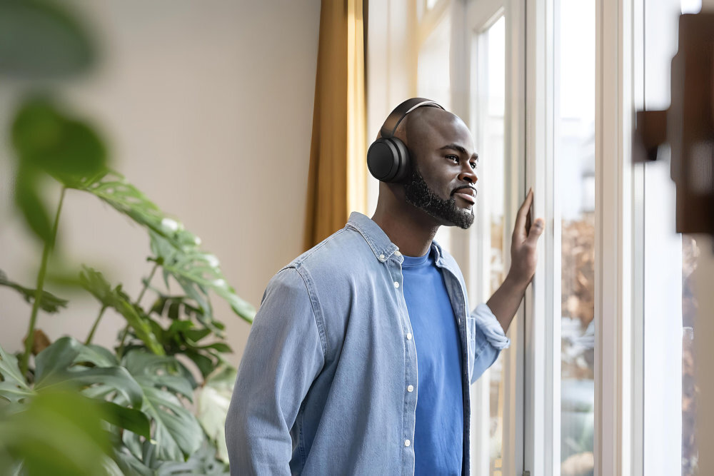 Накладні навушники PHILIPS TAH5209 до 25 годин Порт USB-C близько 2 годин 5 хвилин заряджання три години