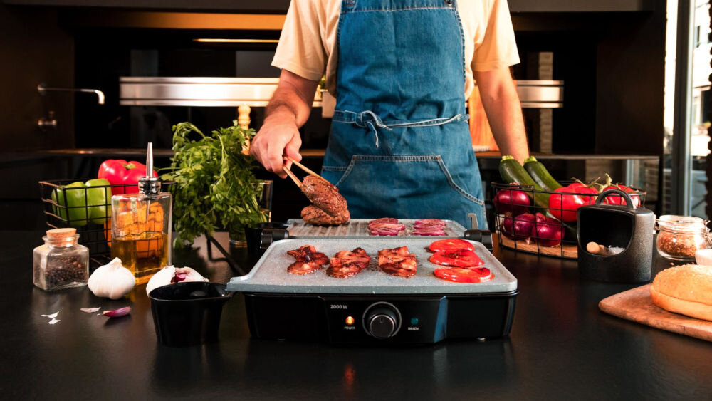 Grill elektryczny CECOTEC Rock'nGrill 2000 Stone Ceramic Mix&Grill moc 2000 W szybkie efektywne przygotowanie potraw wysoka moc błyskawiczne nagrzewanie skrócony czas oczekiwania smaczne potrawy 