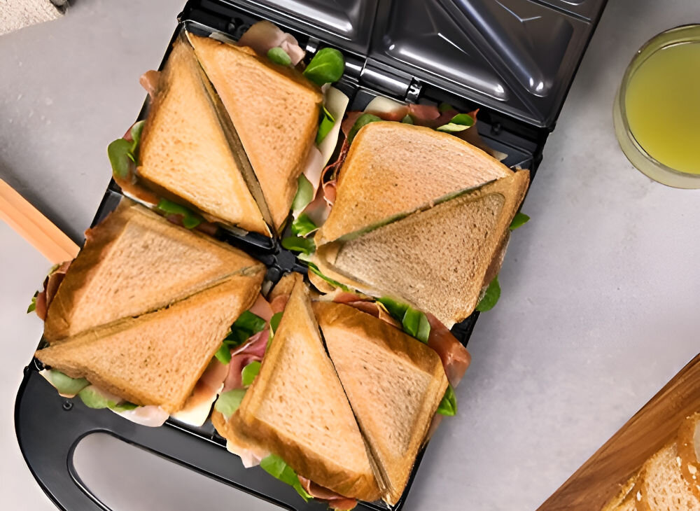 Opiekacz do kanapek CECOTEC Rock'nToast Family Czarny praktyczne rozwiązanie szybkie przygotowanie tostów elegancki element usprawnia codzienne przygotowanie posiłków 