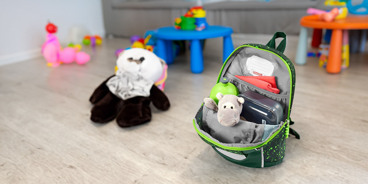 Plecak STEP BY STEP Junior Kiga Mini Dino Nilo Zielony wodoodporna powłoka wolna od PFC możliwość prania w 30°