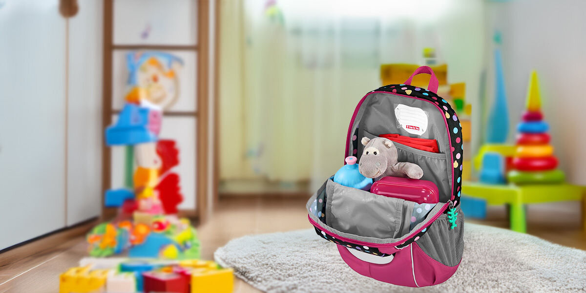 Plecak STEP BY STEP Junior Kiga Maxi Pony Lotta Czarno-różowy dedykowana kieszeń na butelkę praktyczna kieszeń z przodu dwie kieszenie boczne