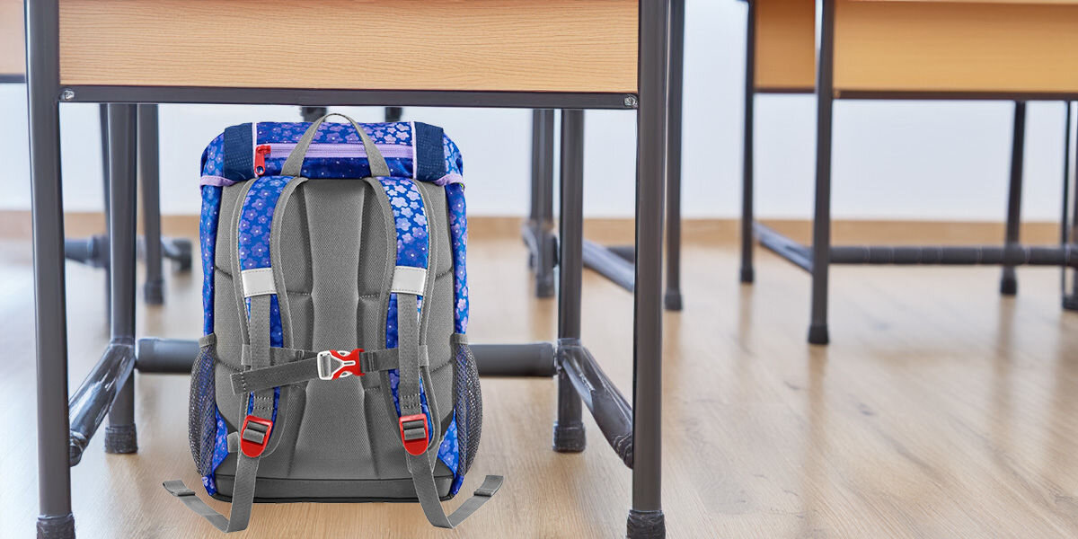 Plecak STEP BY STEP Junior Kid Butterfly Maja Niebiesko-fioletowy Wygoda i ergonomia wyprofilowany tył pasek piersiowy