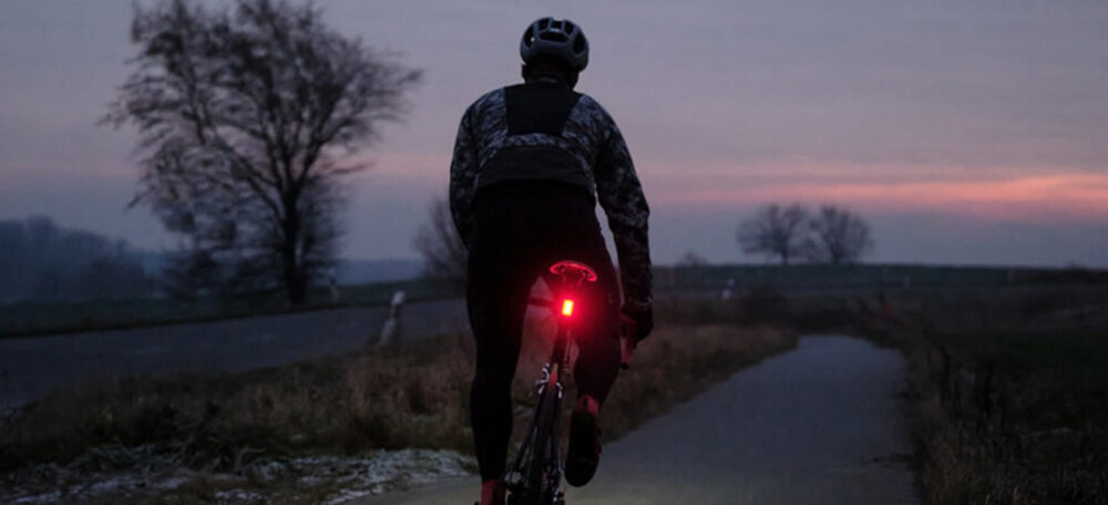 Lampka rowerowa SIGMA Buster RL150 Tylna zintegrowane swiatlo hamowania bezpieczenstwo