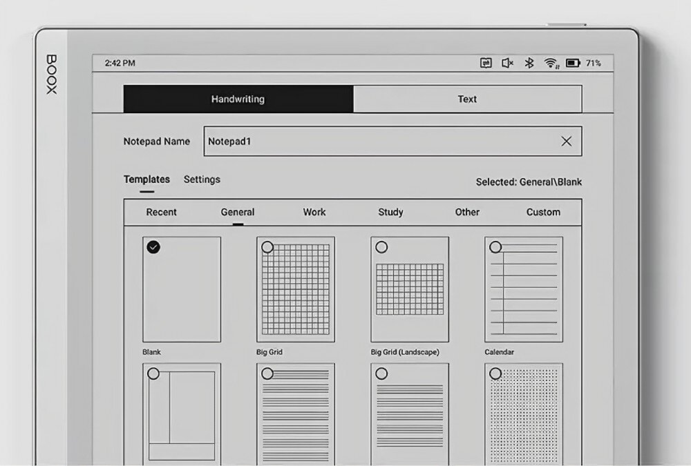 Czytnik e-booków ONYX BOOX Go Ekran urządzenia wyświetlający różne szablony notatek, w tym siatkę, liniaturę i kalendarz, szablony, układ stron, synchronizacja, chmura