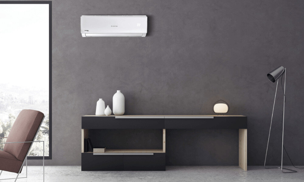 Klimatyzator Split, Pompa ciepła powietrze - powietrze ARISTON Alys C-25 z usługą montażu Automatyka, która pamięta o Tobie funkcja automatycznego restartu System przeciwpleśniowy czyste powietrze poczucie świeżości pamięć ustawienia kąta żaluzji