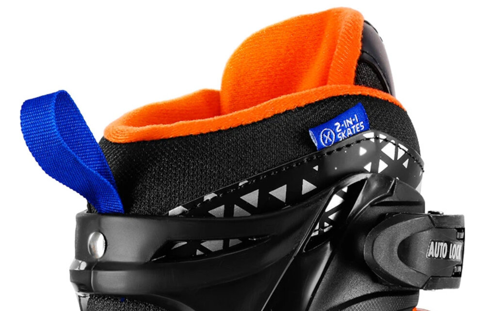 Łyżworolki NILS EXTREME Brave NH18190A 2w1 (rozmiar 39-43) Czarno-pomarańczowy zbliżenie na tasiemkę białe tło praktyczna tasiemka do przenoszenia z tyłu buta ułatwia transport i szybkie zabranie sprzętu w dowolne miejsce zwiększa komfort przygotowania do jazdy oszczędza czas sprzęt pod ręką
