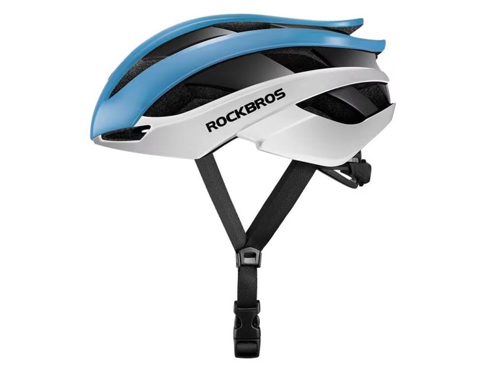 Kask rowerowy w kolorze biało-niebieskim z czarnymi paskami i napisem \'ROCKBROS\'.