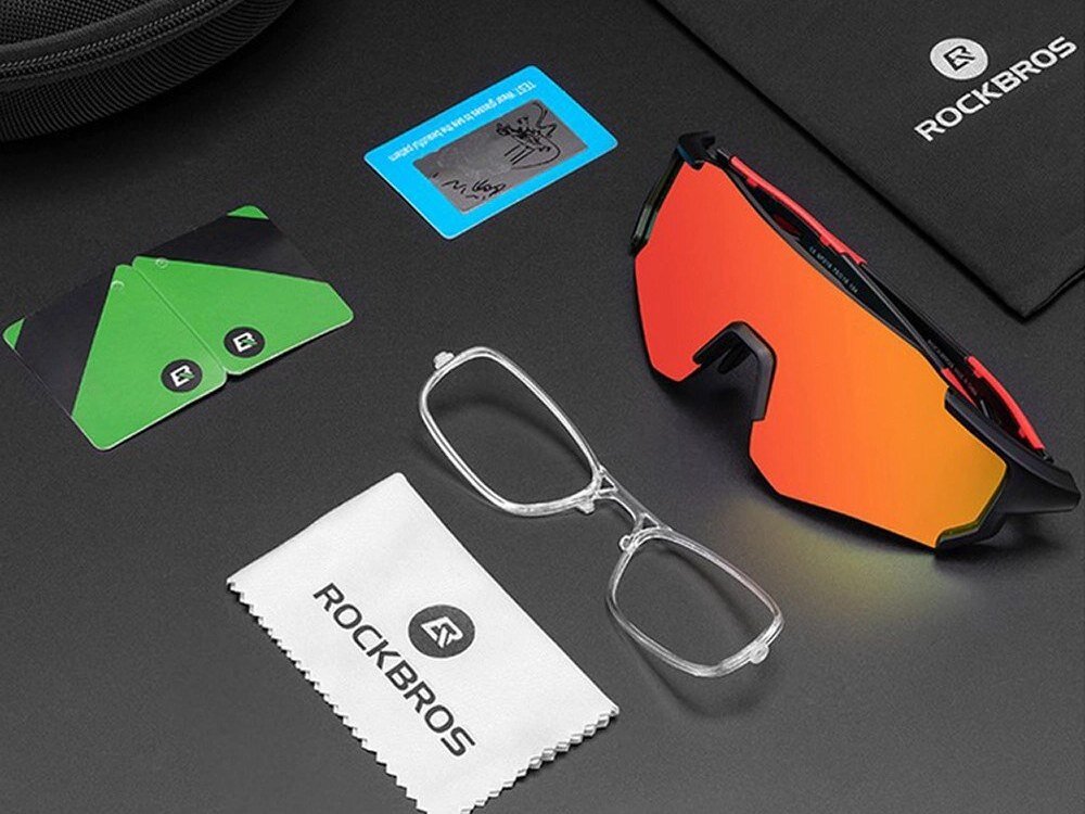 Okulary rowerowe ROCKBROS 10182 Czerwony, Wkładka, korekcja, wzrok, komfort, Okulary sportowe z kompletem akcesoriów.
