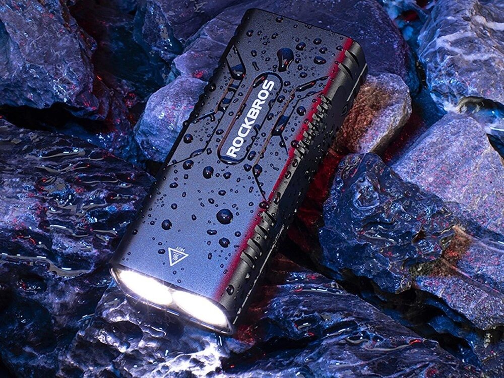 Lampka rowerowa ROCKBROS 24310002001 850 LM, IPX6, wodoodporność, trwałość, ochrona, Wodoodporna lampka z kroplami wody.