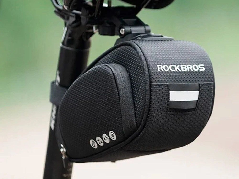 Torba rowerowa podsiodłowa ROCKBROS C40, Torba, rower, podsiodłowa, organizacja, Czarna sakwa zamontowana pod siodełkiem roweru. 